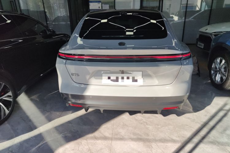 Used Nio ET5 2022 75 kWh Exterior 4