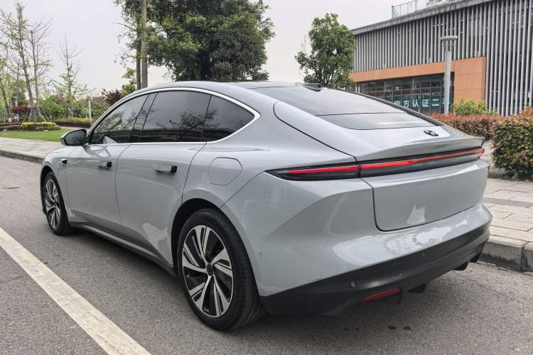 Used Nio ET5 2022 75 kWh Exterior 5