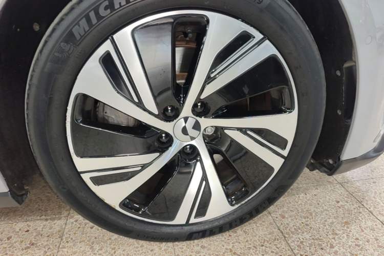 Used Nio ET5 2022 75 kWh Exterior 5