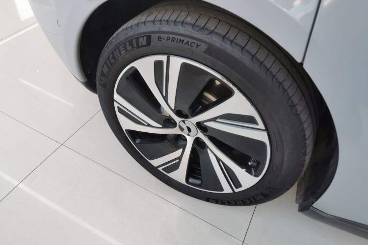 Used Nio ET5 2022 75 kWh Exterior 5