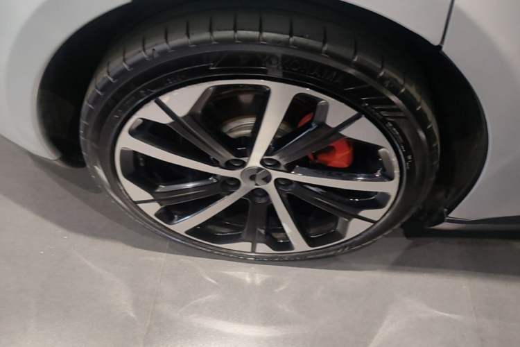Used Nio ET5 2022 75 kWh Exterior 5