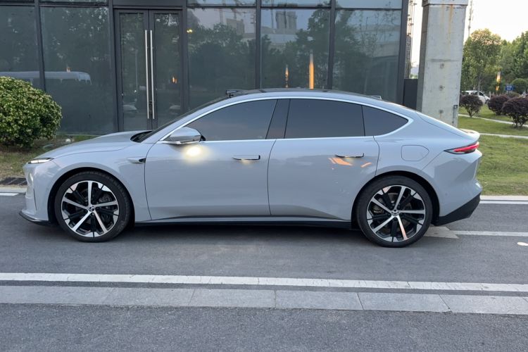 Used Nio ET5 2022 75 kWh Exterior 5