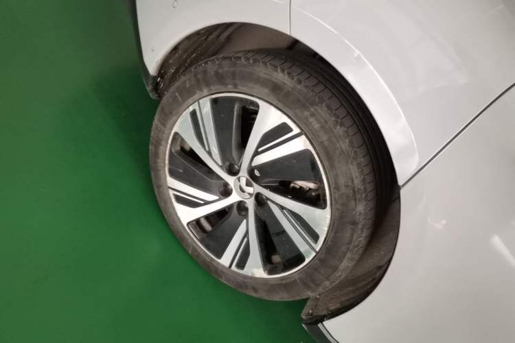 Used Nio ET5 2022 75 kWh Exterior 5