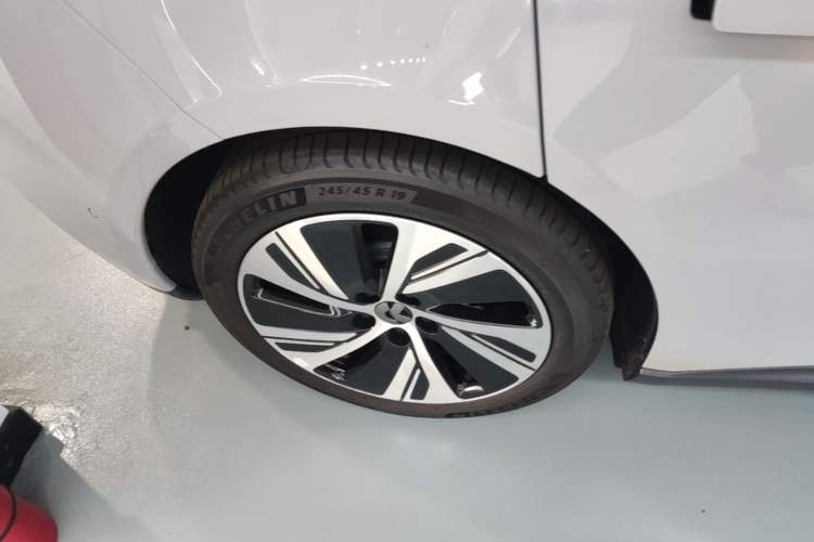 Used Nio ET5 2022 75 kWh Exterior 5