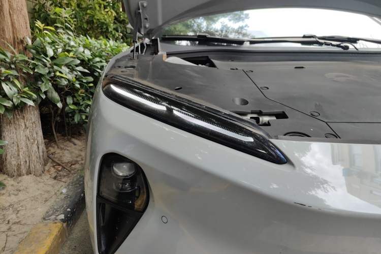 Used Nio ET5 2022 75 kWh Exterior 6
