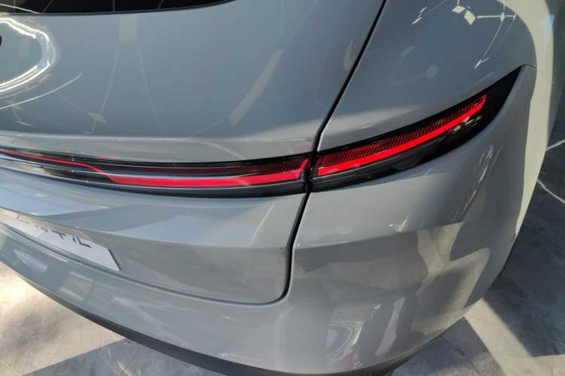 Used Nio ET5 2022 75 kWh Exterior 6