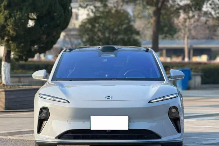 Used Nio ET5 2022 75 kWh Front
