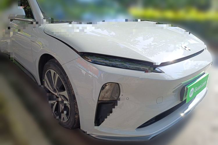 Used Nio ET5 2022 75 kWh Front Right 45 Deg