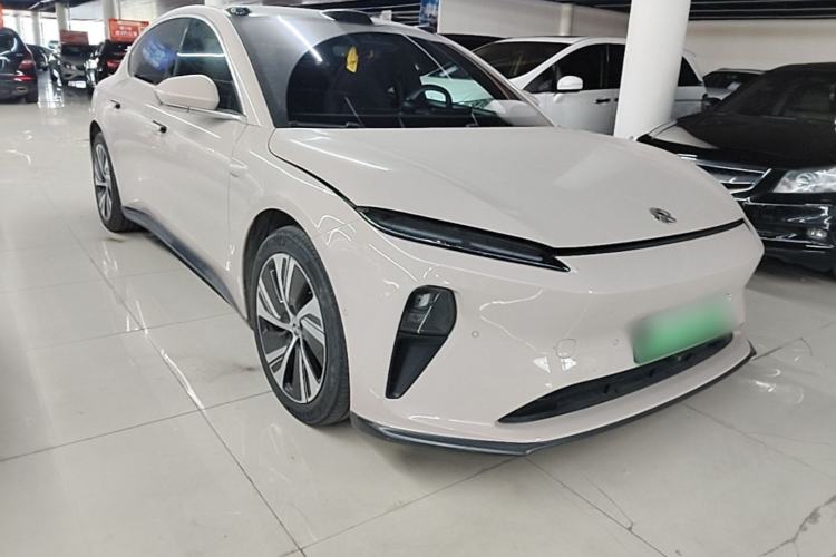 Used Nio ET5 2022 75 kWh Front Right 45 Deg