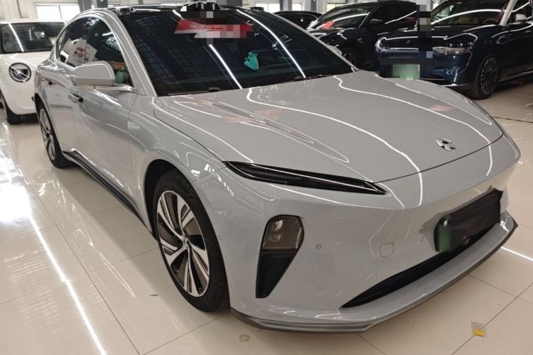 Used Nio ET5 2022 75 kWh Front Right 45 Deg