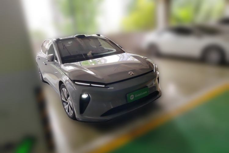 Used Nio ET5 2022 75 kWh Front Right 45 Deg