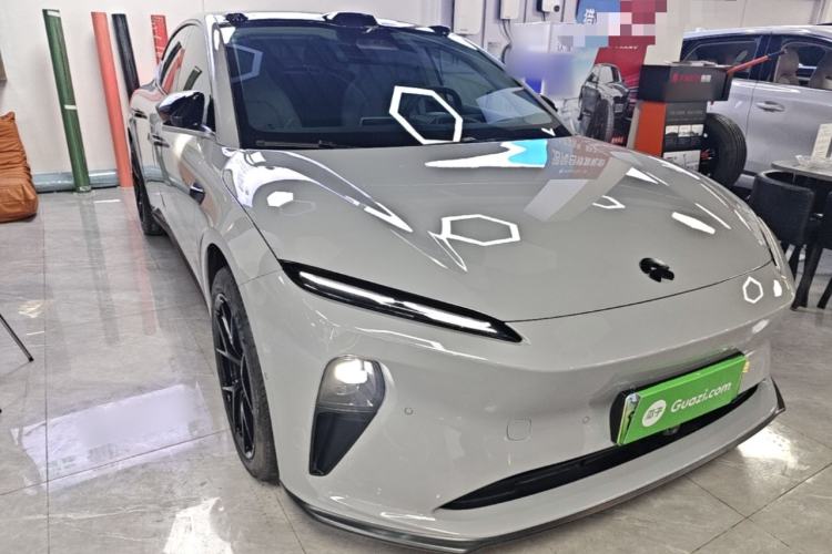 Used Nio ET5 2022 75 kWh Front Right 45 Deg