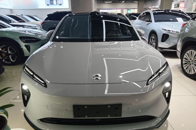 Used Nio ET5 2022 100 kWh Front