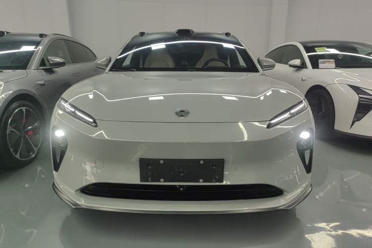 Used Nio ET5 2022 75 kWh Front