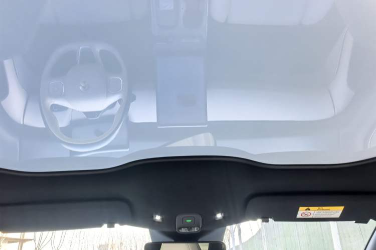 Used Nio ET5 2022 75 kWh Headliner