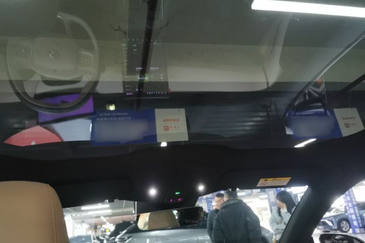 Used Nio ET5 2022 75 kWh Headliner