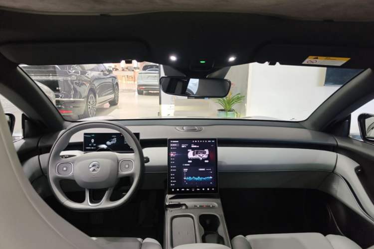 Used Nio ET5 2022 100 kWh Headliner