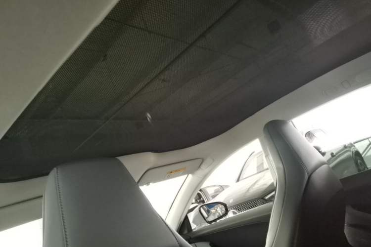 Used Nio ET5 2022 75 kWh Headliner