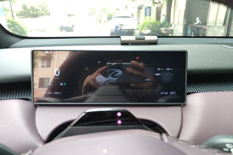 Used Nio ET5 2022 75 kWh Instrument Cluster