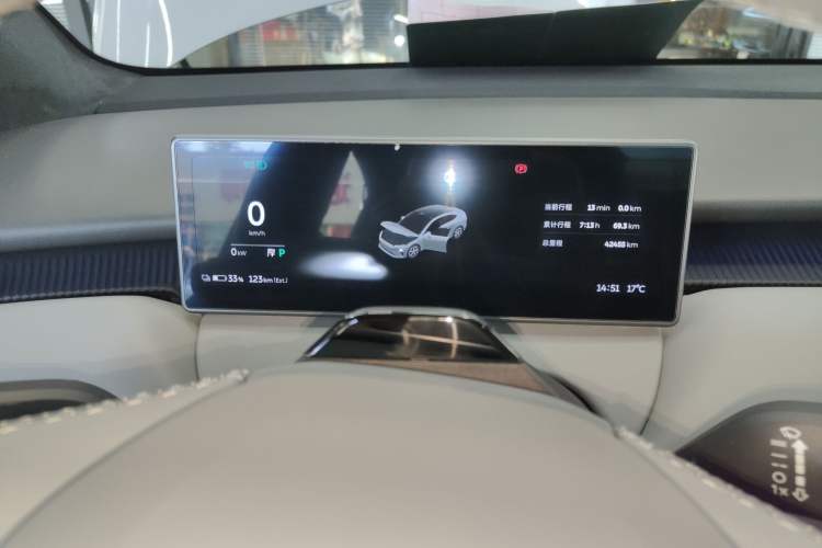 Used Nio ET5 2022 75 kWh Instrument Cluster