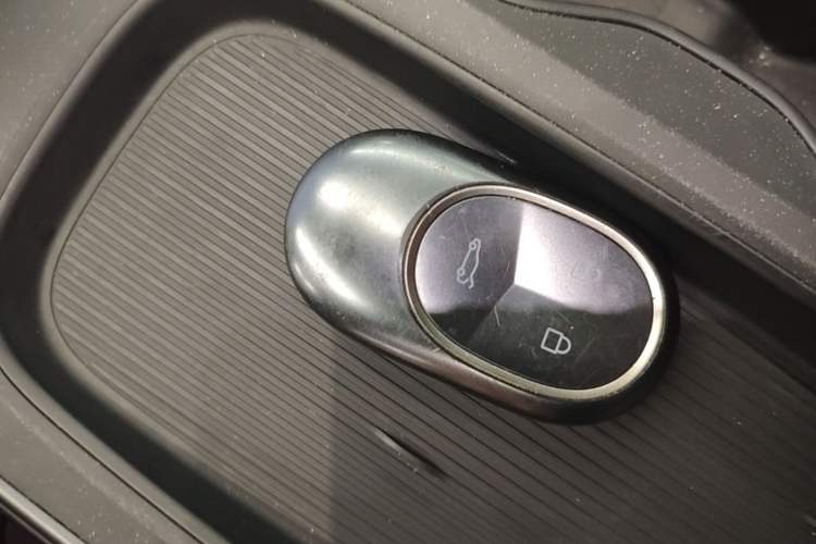 Used Nio ET5 2022 75 kWh Interior 1