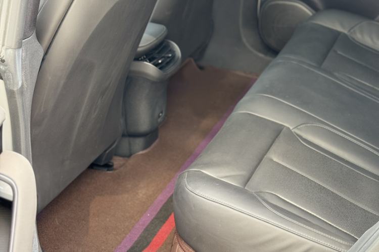 Used Nio ET5 2022 75 kWh Interior 1