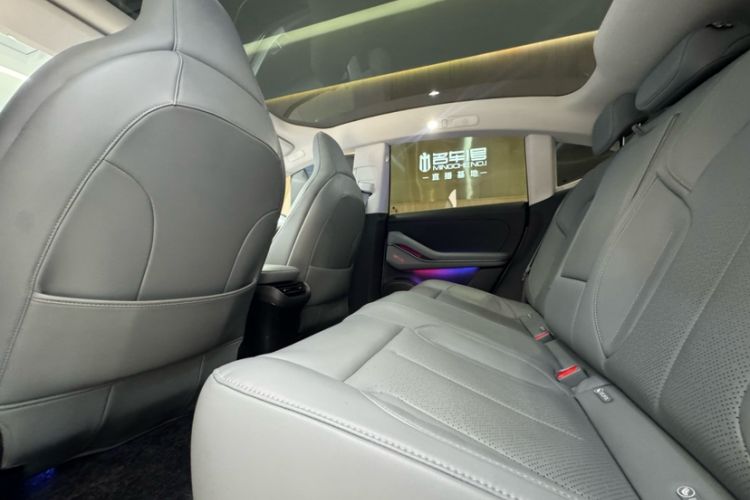 Used Nio ET5 2022 100 kWh Interior 2