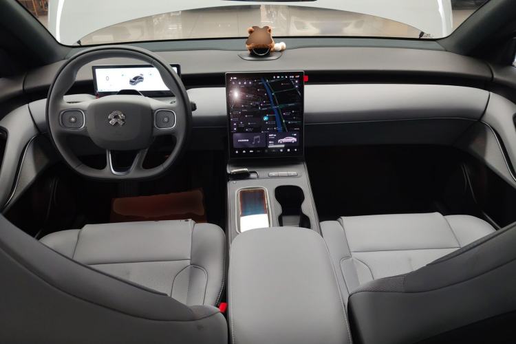Used Nio ET5 2022 75 kWh Interior 2
