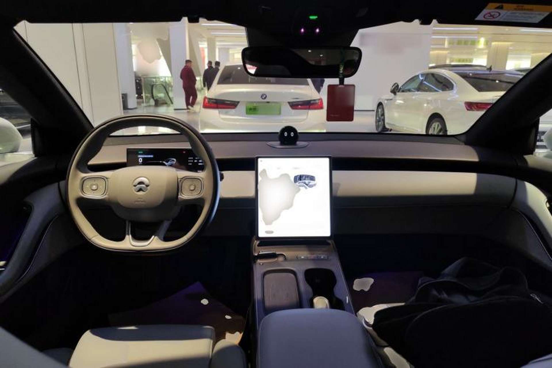Used Nio ET5 2022 75 kWh Interior 2