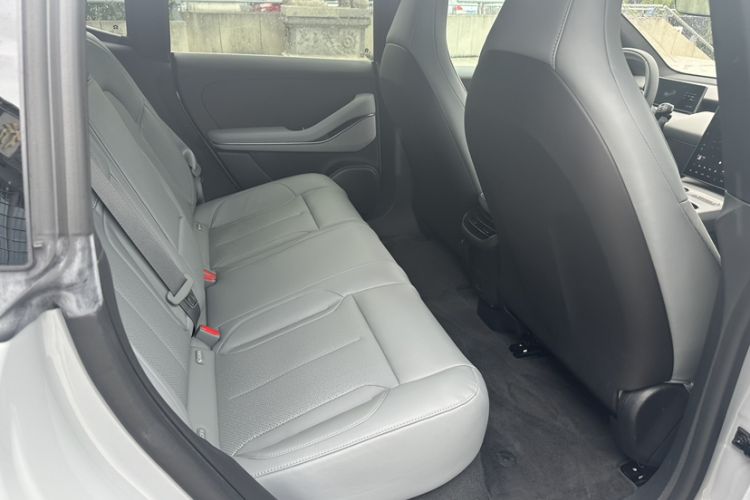 Used Nio ET5 2022 100 kWh Interior 2