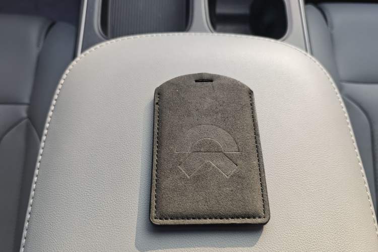 Used Nio ET5 2022 75 kWh Interior 6