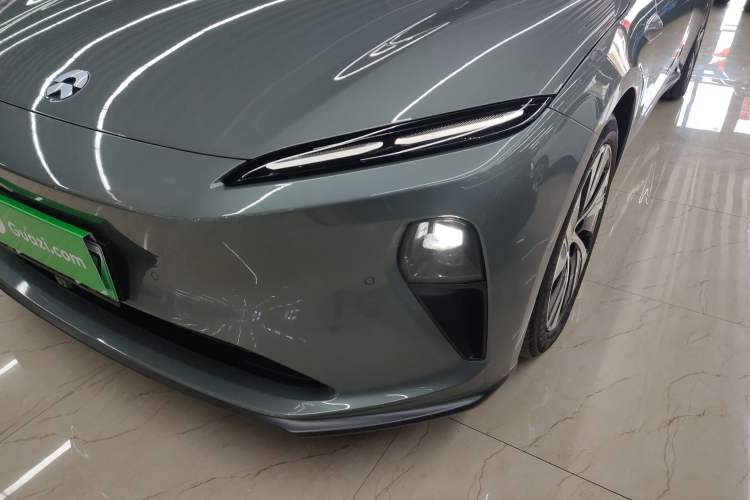 Used Nio ET5 2022 75 kWh Left Front Headlight