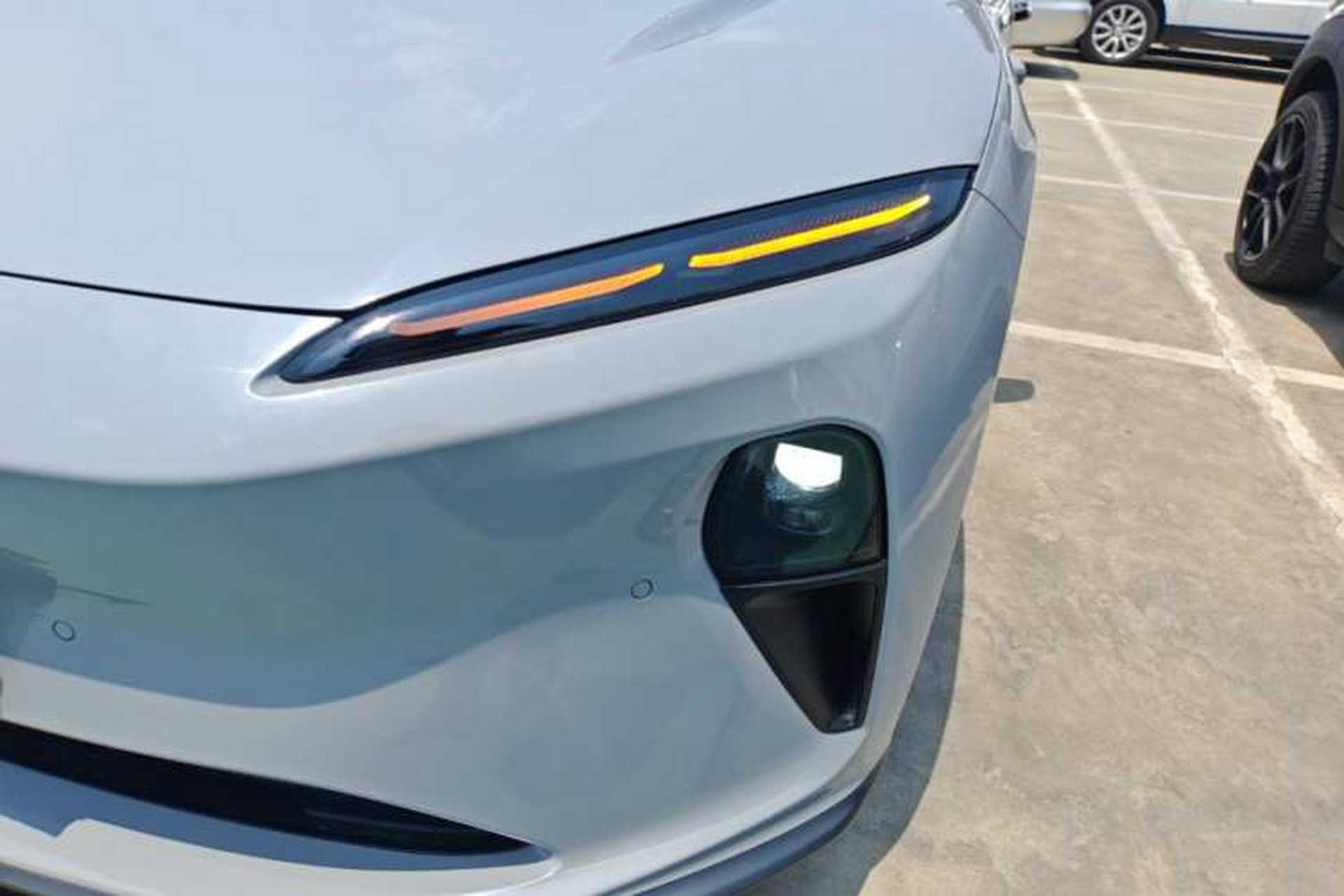 Used Nio ET5 2022 75 kWh Left Front Headlight