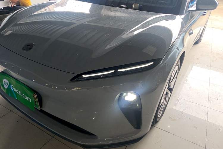 Used Nio ET5 2022 75 kWh Left Front Headlight