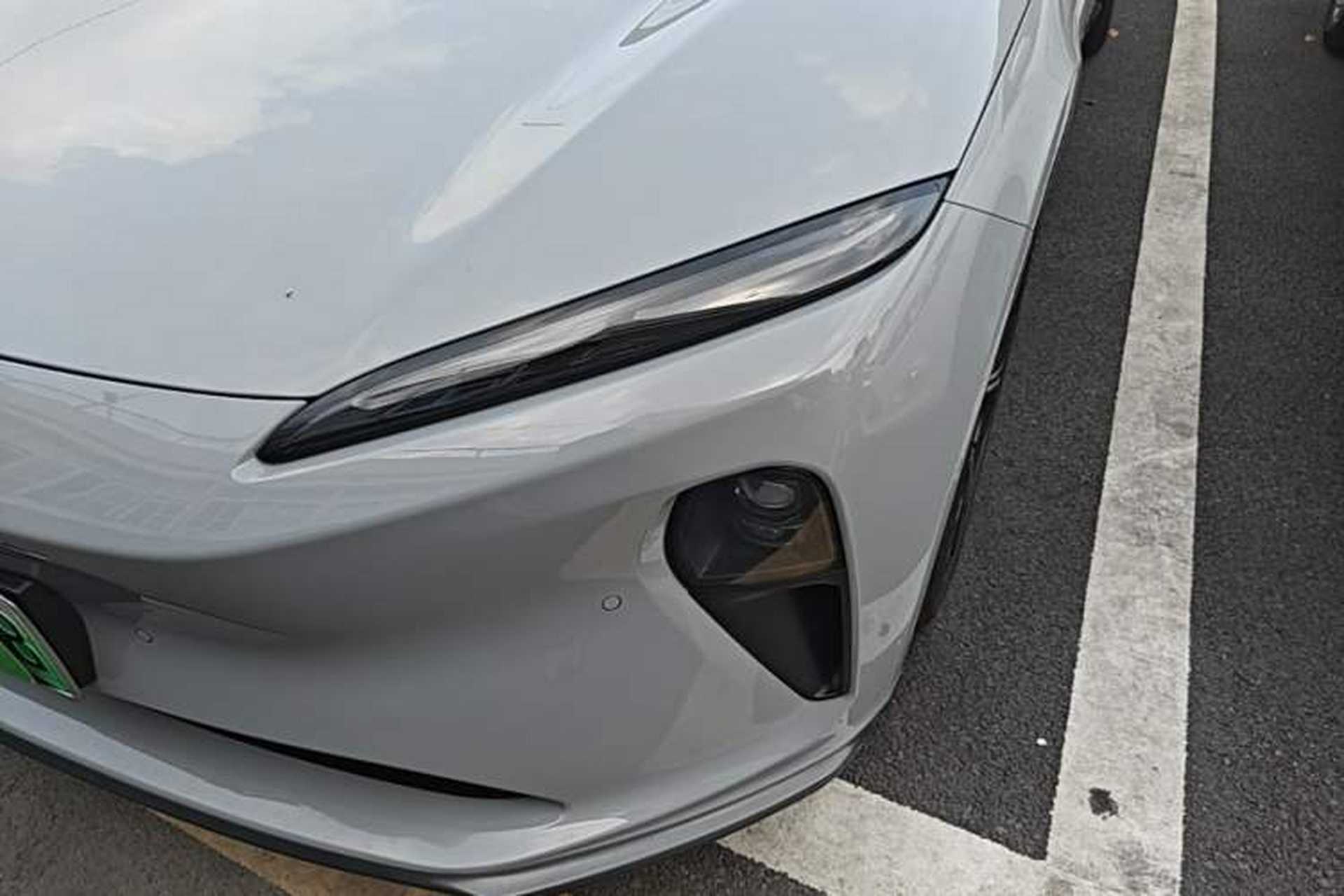 Used Nio ET5 2022 75 kWh Left Front Headlight