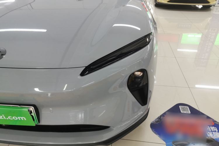 Used Nio ET5 2022 75 kWh Left Front Headlight