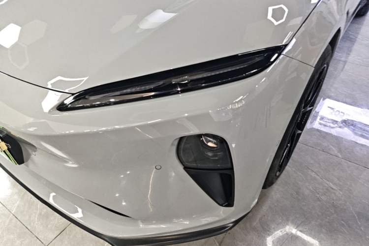 Used Nio ET5 2022 75 kWh Left Front Headlight