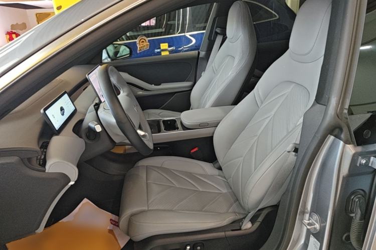 Used Nio ET5 2022 75 kWh Left Front Seat