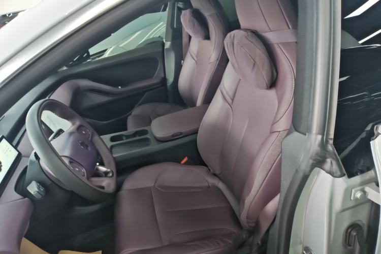 Used Nio ET5 2022 75 kWh Left Front Seat