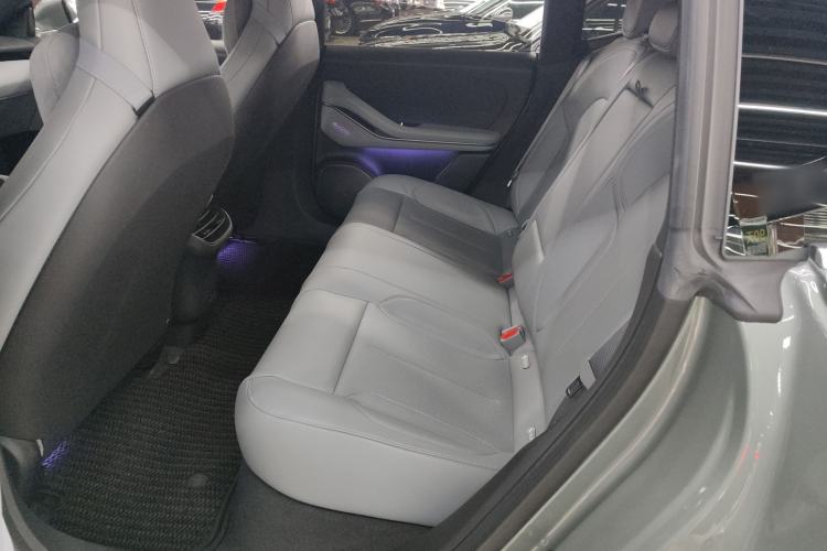 Used Nio ET5 2022 75 kWh Left Rear Seat