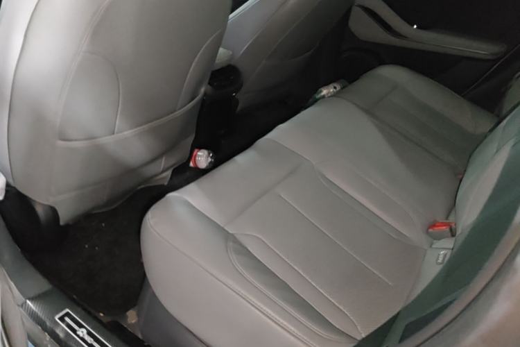 Used Nio ET5 2022 100 kWh Left Rear Seat