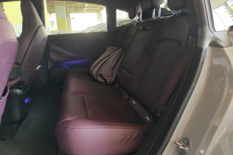 Used Nio ET5 2022 75 kWh Left Rear Seat