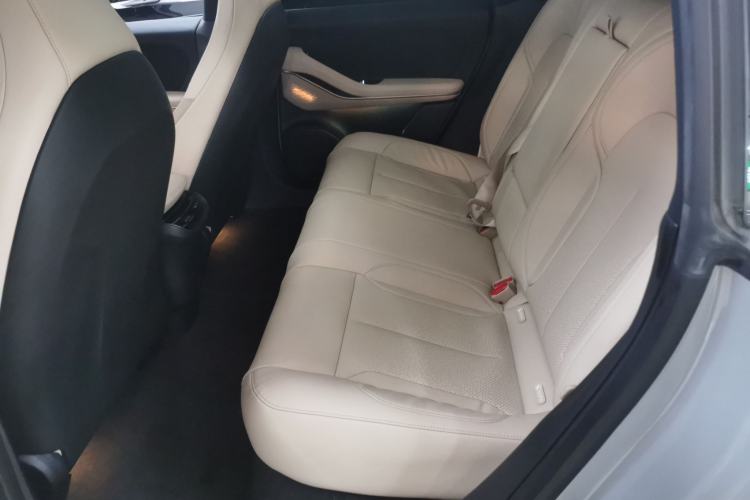 Used Nio ET5 2022 75 kWh Left Rear Seat