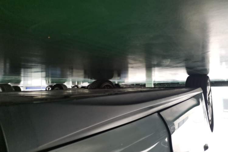 Used Nio ET5 2022 75 kWh Left Side Sill