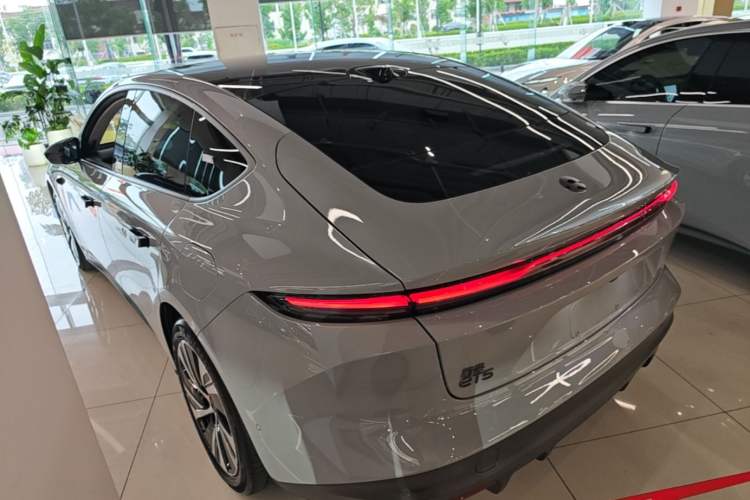 Used Nio ET5 2022 75 kWh Rear Left 45 Deg