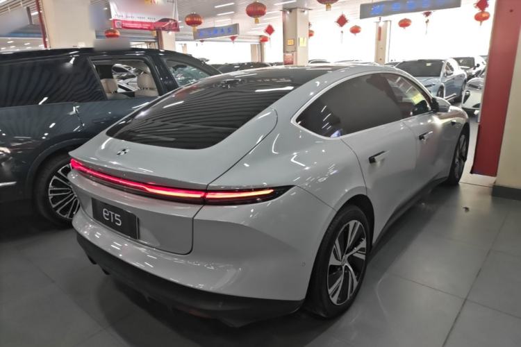 Used Nio ET5 2022 75 kWh Rear Right 45 Deg