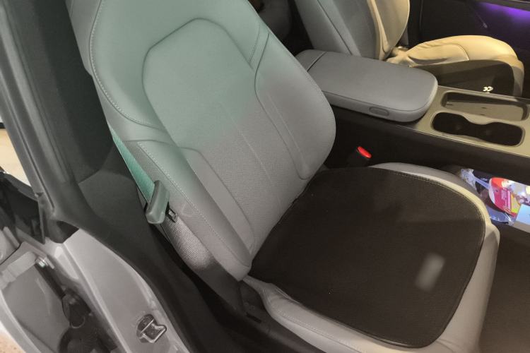 Used Nio ET5 2022 75 kWh Right Front Seat
