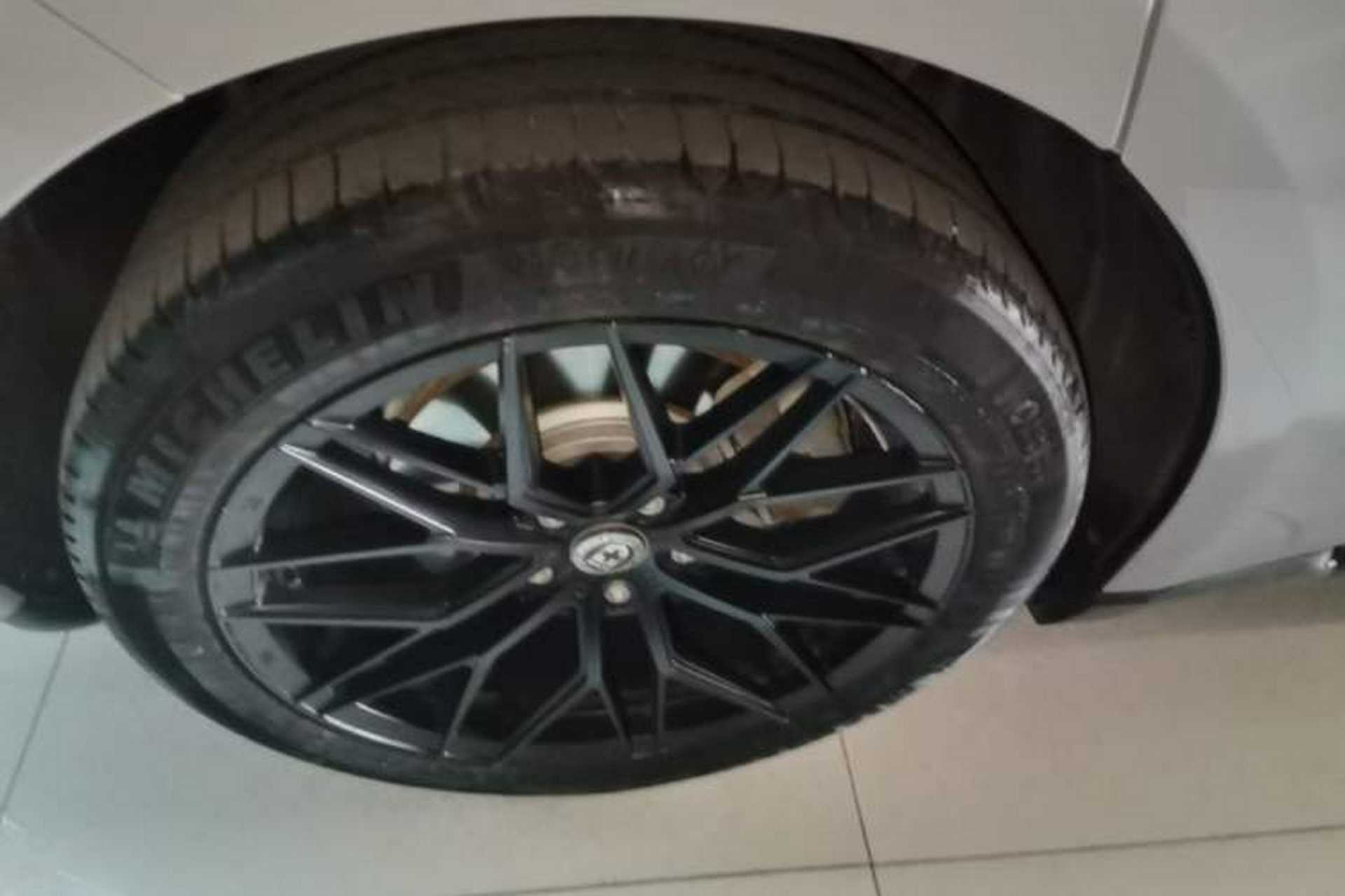 Used Nio ET5 2022 75 kWh Right Rear Wheel Hub
