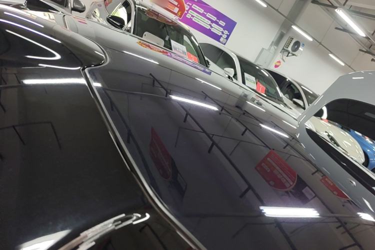 Used Nio ET5 2022 75 kWh Roof