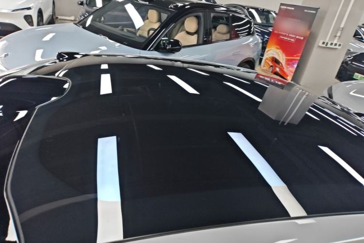 Used Nio ET5 2022 75 kWh Roof